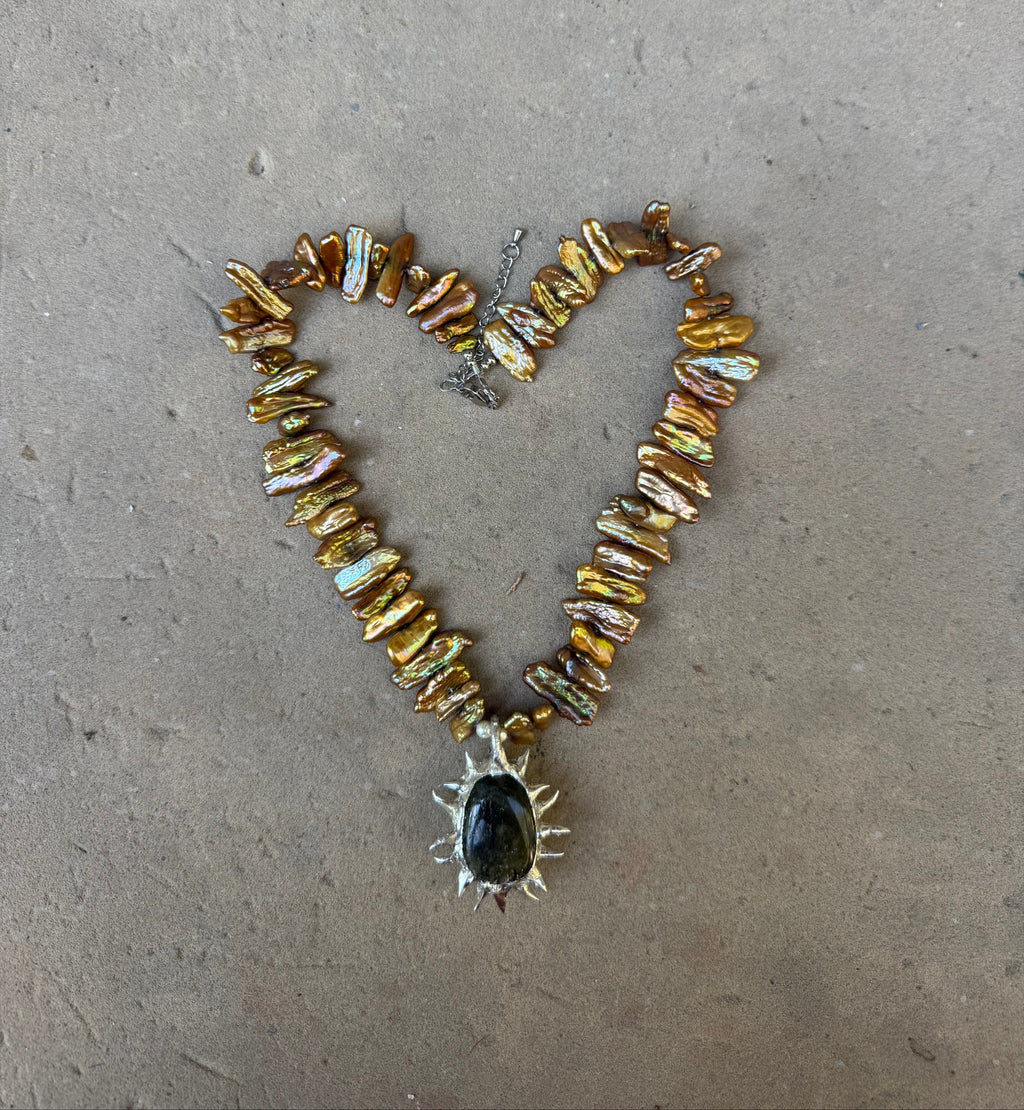 labradorite stone