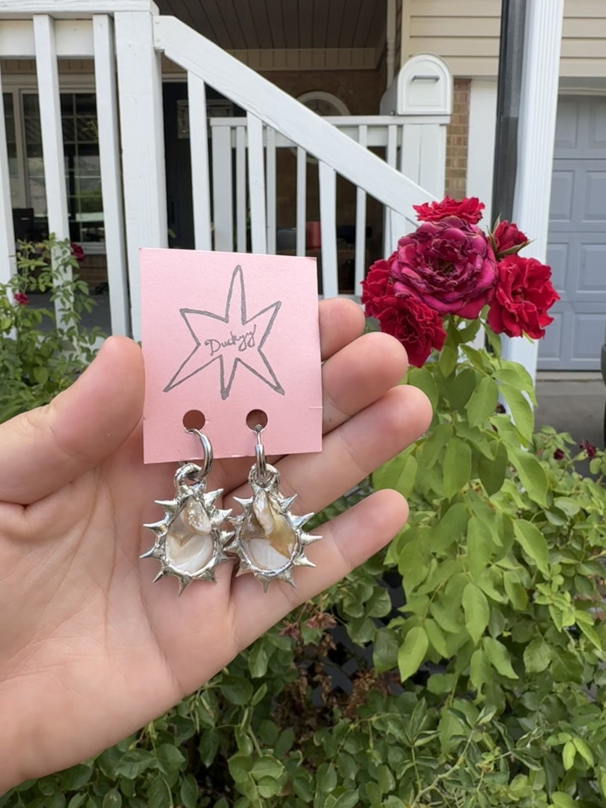 mother of pearl droplet earings